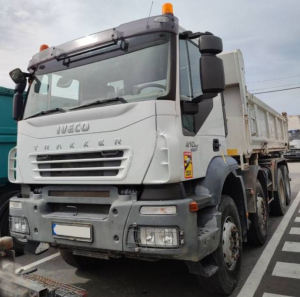 0653 - IVECO -410-  8x4- 2007 year - 141km.